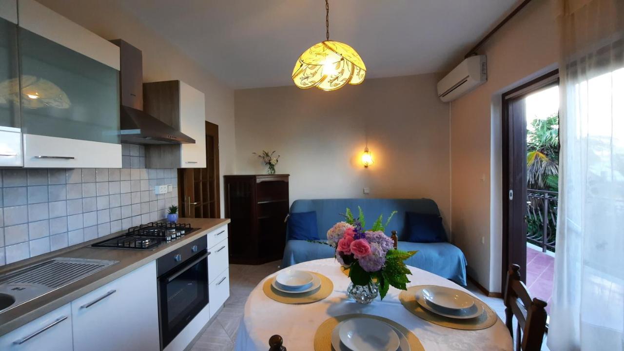Apartments Villa Ida Опатия Екстериор снимка