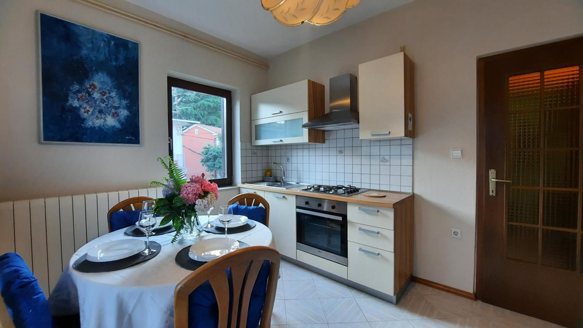 Apartments Villa Ida Опатия Екстериор снимка