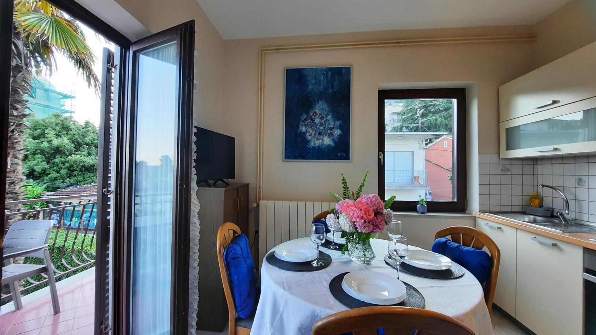Apartments Villa Ida Опатия Екстериор снимка