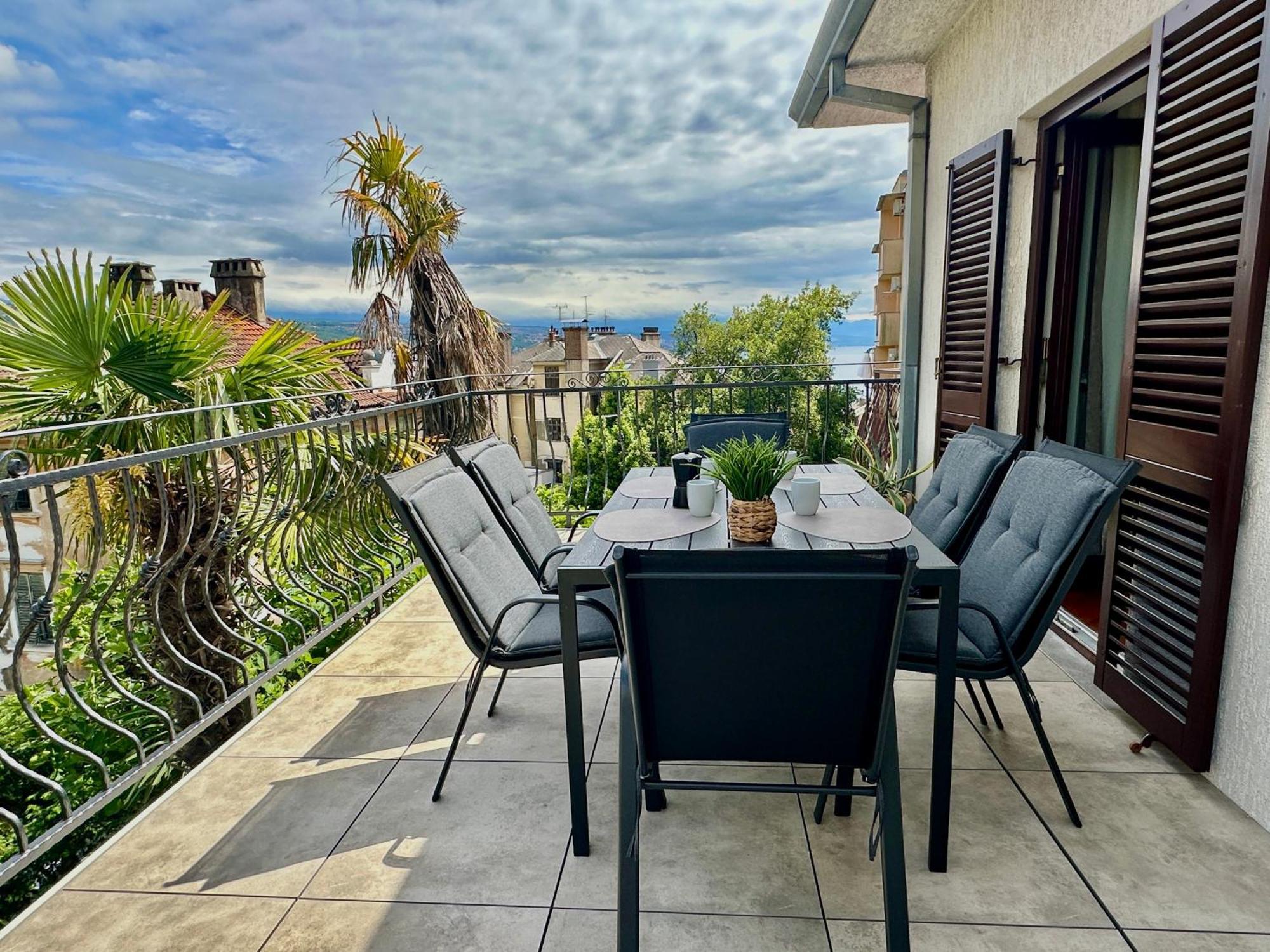 Apartments Villa Ida Опатия Екстериор снимка